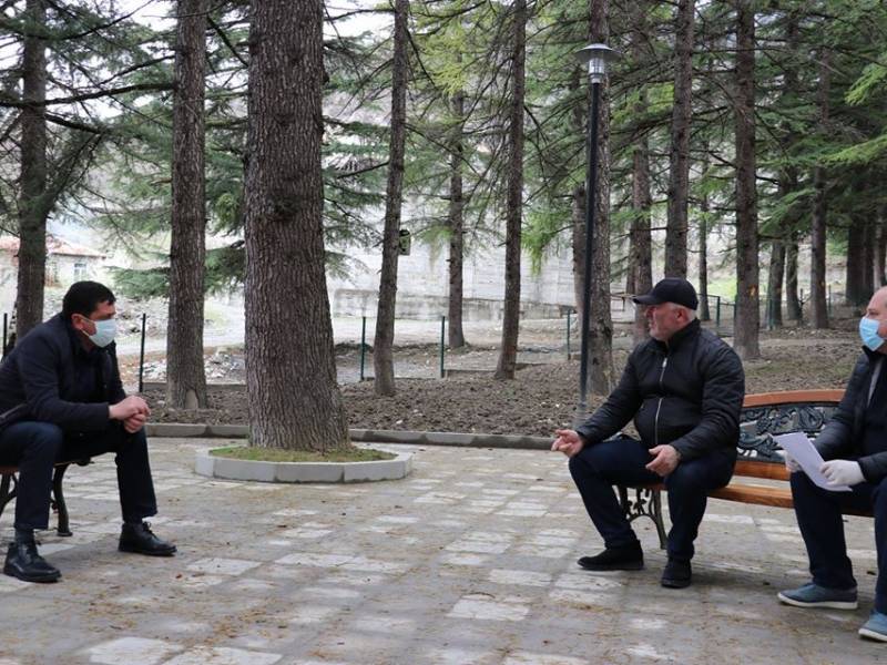 სამხარეო და ადგილობრივი ხელისუფლების ხელმძღვანელები  სამშენებელო სექტორის...